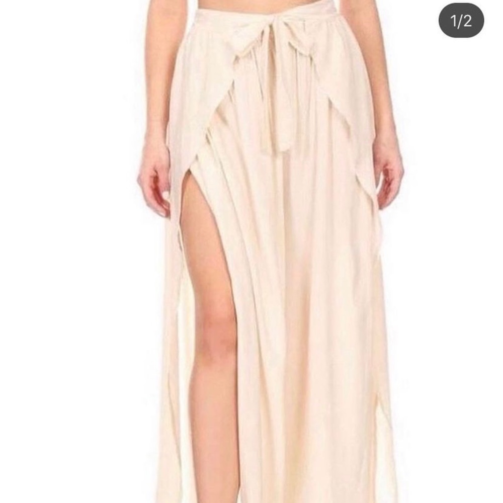 Womans leg wrap